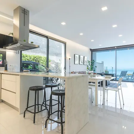 Villa Pearl Of Madeira By Atlantic Arco da Calheta